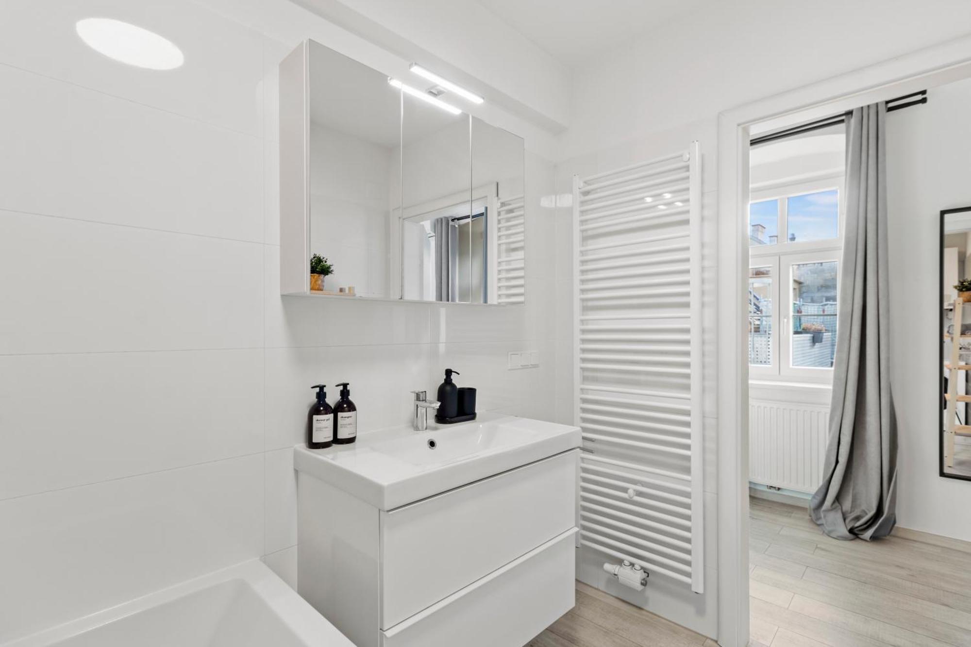 Terrace - 75 M² - Near Wiener Stadthalle Eksteriør bilde