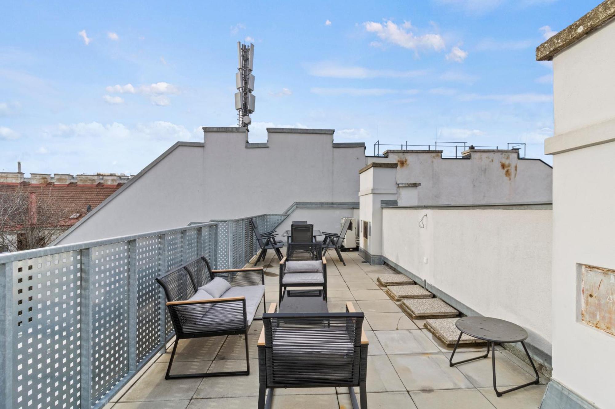 Terrace - 75 M² - Near Wiener Stadthalle Eksteriør bilde
